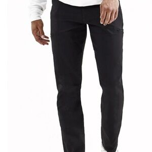 Wrangler ® Size 30x32 Men’s Outdoor All Terrain Cargo Pant W/UPF 50+ Protection